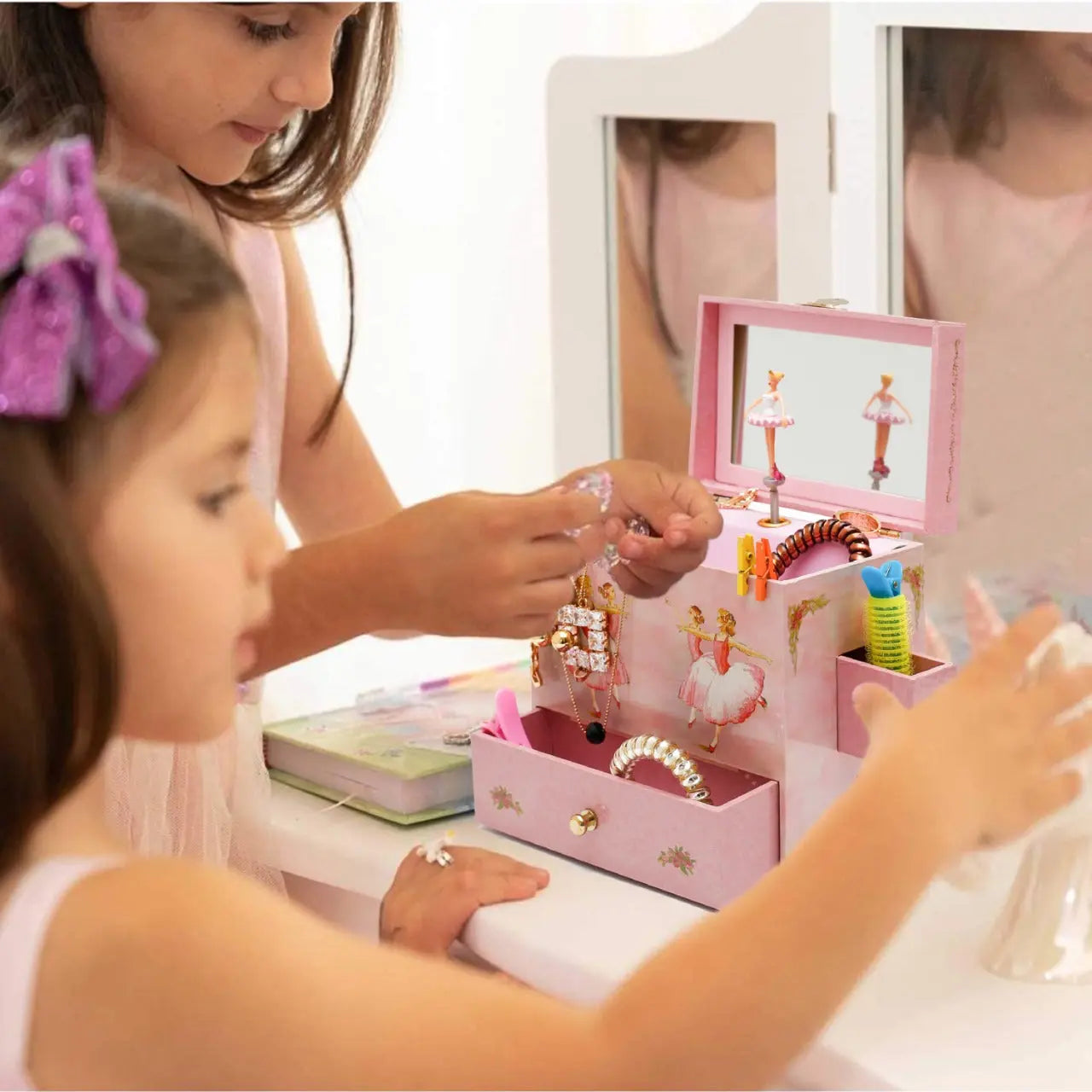 Ballerina Musical Jewelry Box - Swan Lake Tune - Enchantmints