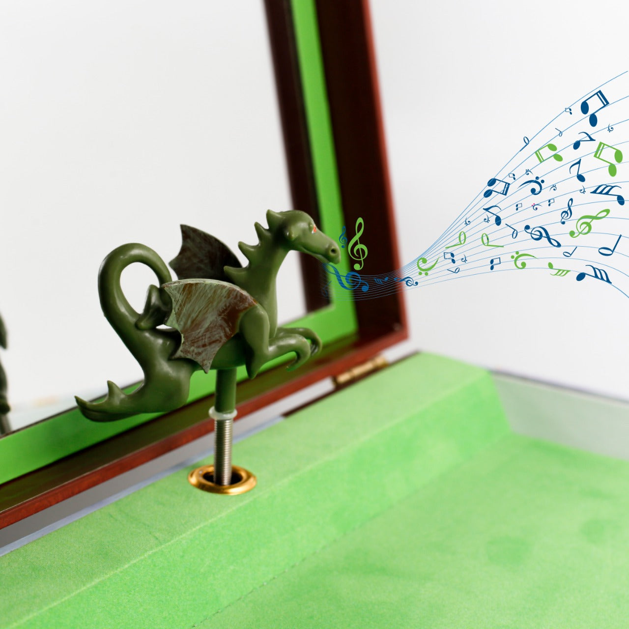 Dragon World Music Box B3003 - Enchantmints